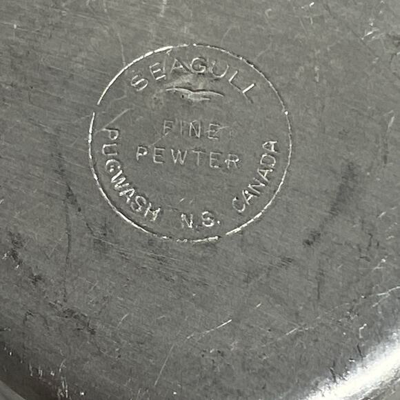 Vintage Seagull Fine Pewter Trinket Box Cat Kitten Emblem Top Small Canada - Picture 7 of 9